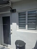 140xx SW 42nd St in Miami, FL - Building Photo