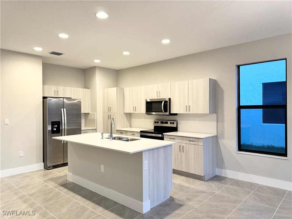 5570 Cassidy Ln in Ave Maria, FL - Building Photo