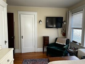 15 Stetson St, Unit 1 in Brookline, MA - Building Photo