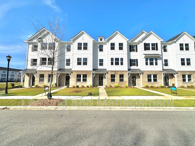 5156 Double Eagle Lp in Summerville, SC - Foto de edificio