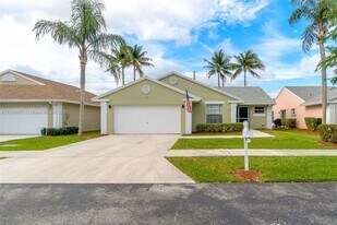 2590 SE 7th Pl in Homestead, FL - Building Photo