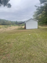 306 E Green St in Macclesfield, NC - Foto de edificio - Building Photo