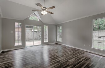 4230 Mountain Peak Way in Houston, TX - Building Photo - Building Photo