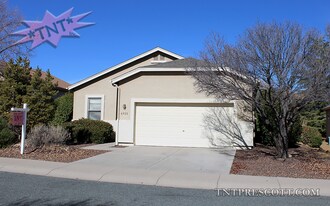 6922 E Yellowglen Dr in Prescott Valley, AZ - Building Photo