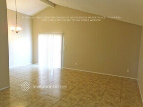 6014 S 41st Pl in Phoenix, AZ - Foto de edificio - Building Photo