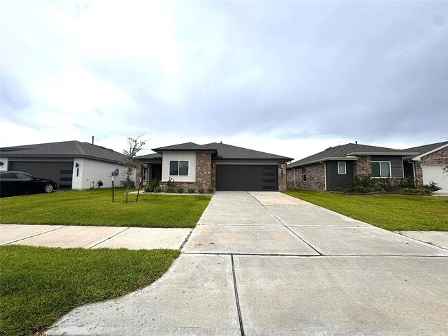 7722 Robert Ln in Arcola, TX - Building Photo - Building Photo