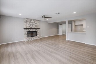 12012 Cabana Ln in Austin, TX - Building Photo - Building Photo