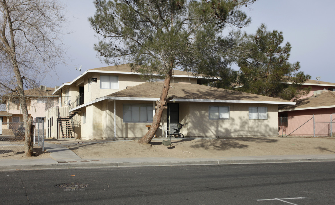 Logan Glen (por) in Barstow, CA - Building Photo