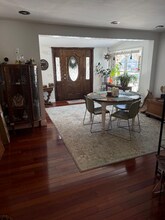 58 Spooner Ave in Warwick, RI - Foto de edificio - Building Photo