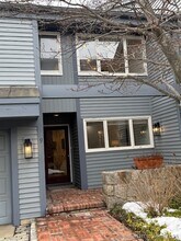 1 Island Dr in Norwalk, CT - Building Photo - Building Photo