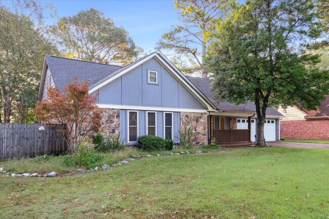 1720 Brierbrook Rd in Germantown, TN - Building Photo - Building Photo