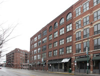 420-426 W Grand Ave in Chicago, IL - Foto de edificio - Building Photo