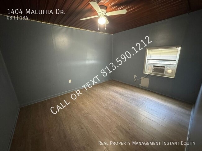 1404 Maluhia Dr in Tampa, FL - Building Photo - Building Photo