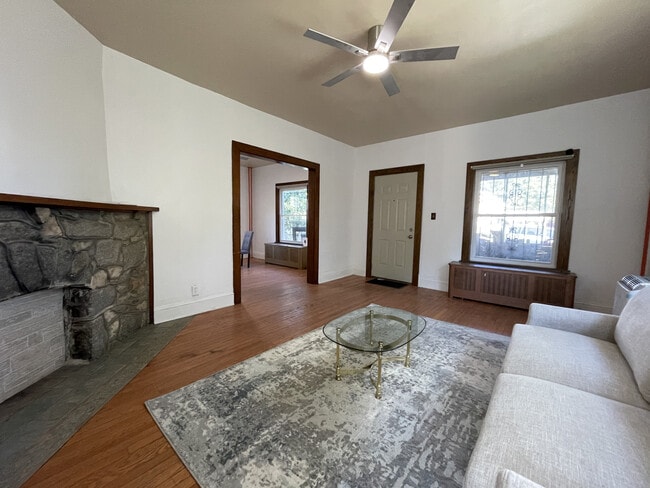 5920 Chillum Plz NE in Washington, DC - Building Photo - Building Photo