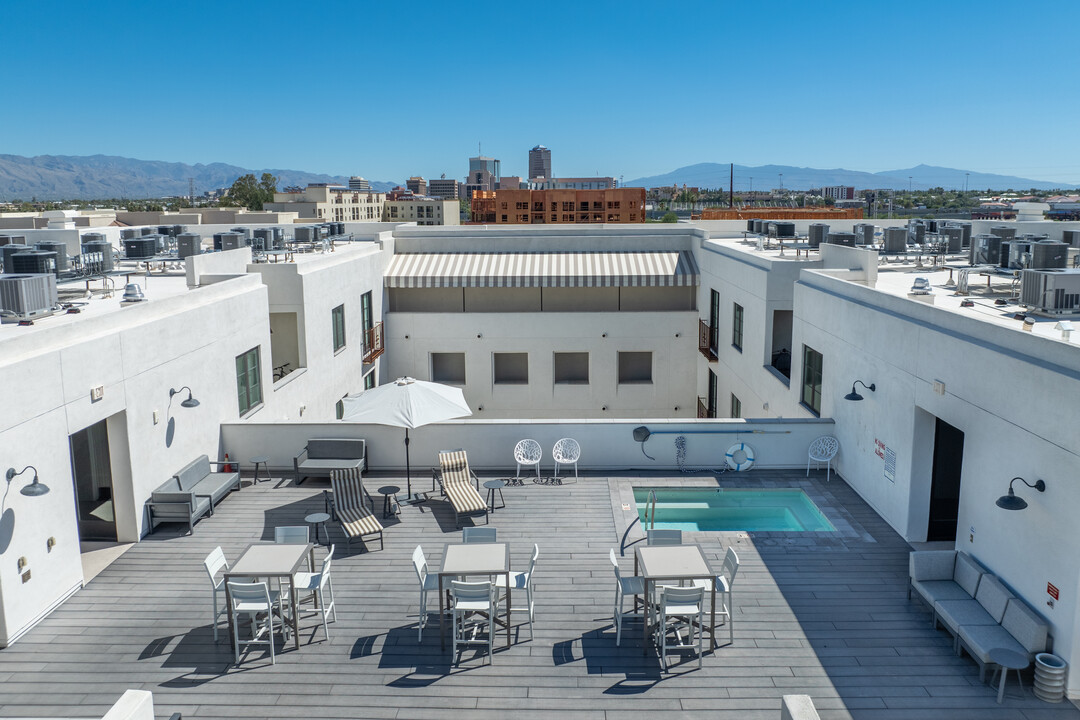 Monier Apartments in Tucson, AZ - Building Photo