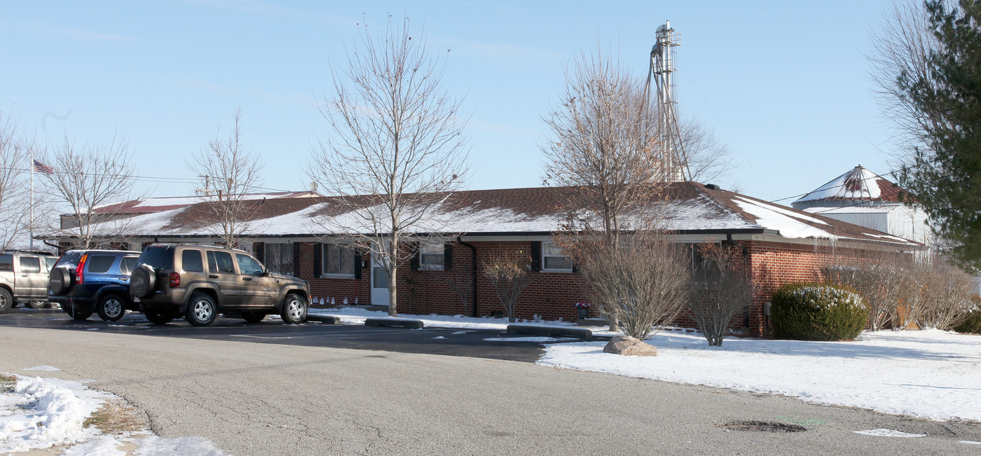 Tree Apartments in Whiteland, IN - Building Photo