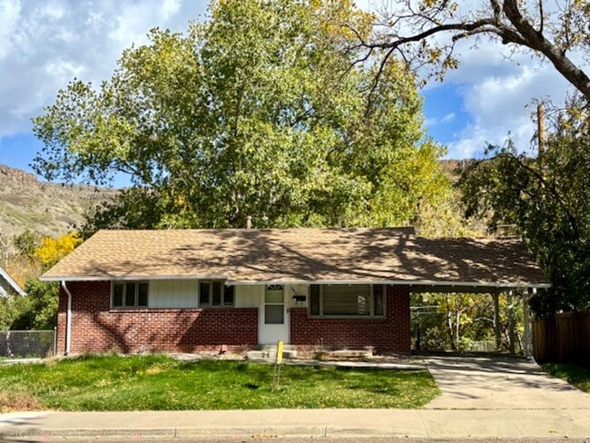 2017 Jackson St in Golden, CO - Building Photo - Building Photo