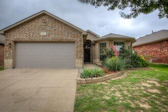 401 Branding Iron Trail in Fort Worth, TX - Building Photo - Building Photo