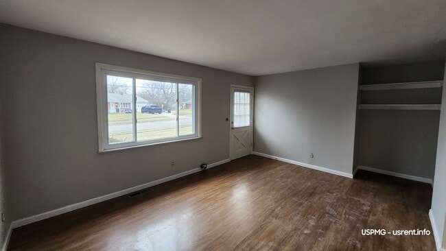 852 Crowden Dr in Cincinnati, OH - Building Photo - Building Photo