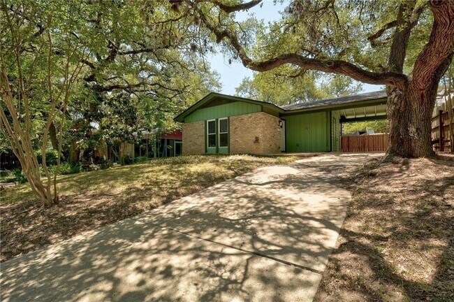 119 El Paso St in Austin, TX - Building Photo - Building Photo
