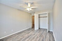 10037 Morocco Rd photo'