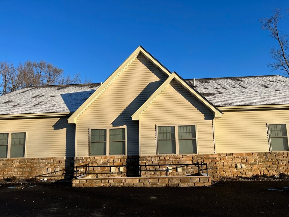 39 Arbor Ct in Newark, OH - Building Photo