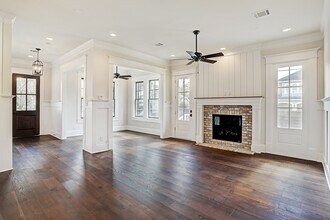 1901 Bradshaw St in Houston, TX - Building Photo - Building Photo