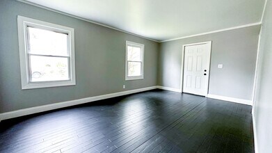 1675 S Champion Ave in Columbus, OH - Building Photo - Building Photo