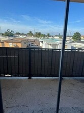 1305 W 26th Pl in Hialeah, FL - Building Photo - Building Photo