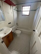 2120 Parker St, Unit #A in Berkeley, CA - Building Photo - Building Photo