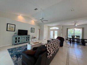 17146 Marydale Rd in Port Charlotte, FL - Building Photo - Building Photo