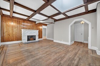 10 Nymph Dr in Mahopac, NY - Building Photo - Building Photo