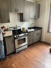 1918 N Spaulding Ave, Unit 2F in Chicago, IL - Foto de edificio - Building Photo