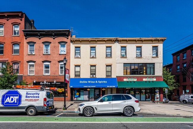 420 Washington St in Hoboken, NJ - Building Photo - Building Photo