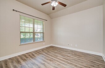 11702 Eagle Ridge Dr in Mont Belvieu, TX - Building Photo - Building Photo
