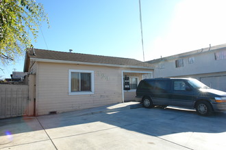 324 Williams Rd in Salinas, CA - Building Photo - Building Photo