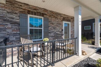 504 Cranford Dr in Pineville, NC - Building Photo - Building Photo