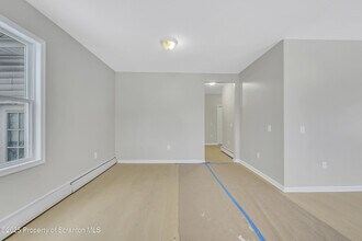 108 E Market St in Scranton, PA - Building Photo - Building Photo