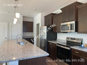 72 Ripple Wy in Clayton, NC - Building Photo - Building Photo
