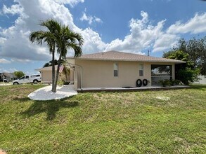 1310 SW 10th St in Cape Coral, FL - Building Photo - Building Photo