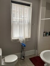1066 Commonwealth Ave, Unit 24 in Boston, MA - Building Photo - Building Photo