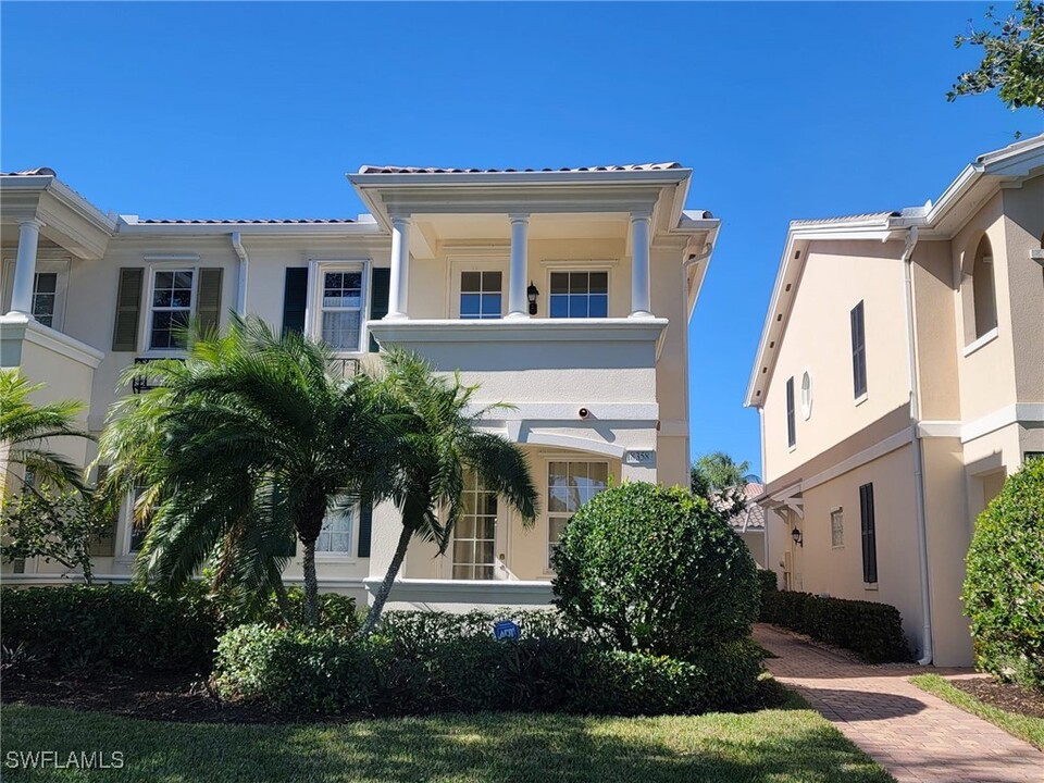 8358 Rimini Way in Naples, FL - Building Photo