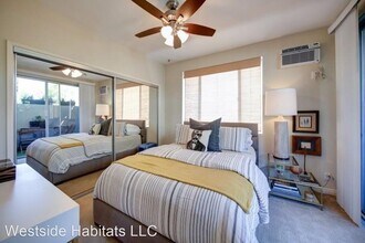 1865 N Fuller Ave in Los Angeles, CA - Building Photo - Building Photo