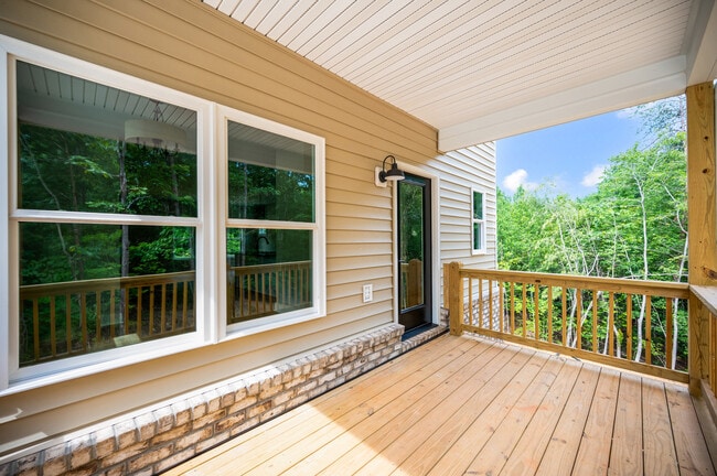 415 Kershaw Dr in Rustburg, VA - Building Photo - Building Photo