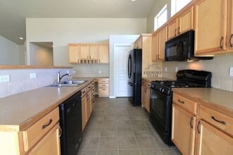 429 S Roosevelt St in Kennewick, WA - Building Photo - Building Photo