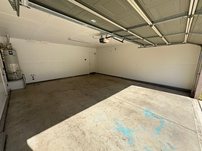 3118 W Flagstaff Ave in Visalia, CA - Building Photo - Building Photo