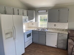 1201 Sanders Rd in Jasper, AL - Building Photo - Building Photo