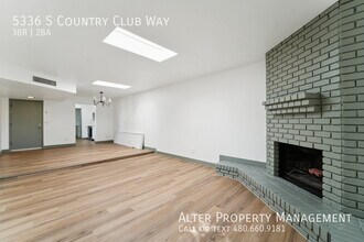 5336 S Country Club Way in Tempe, AZ - Foto de edificio - Building Photo