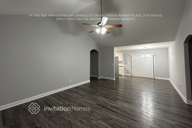 4105 Rev Williams Dr in Greensboro, NC - Foto de edificio - Building Photo