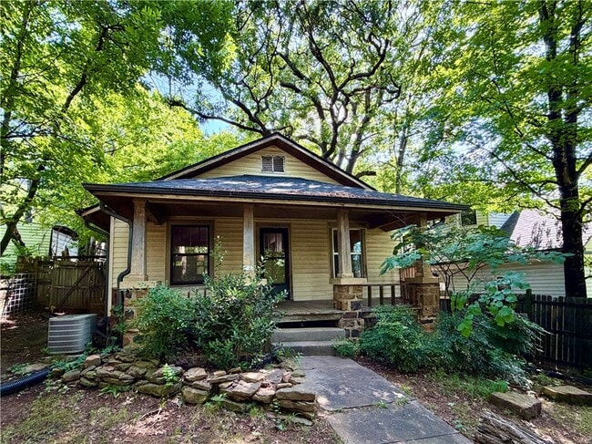 property at 416 E Huntsville Rd